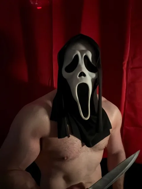 @cheekyhorrorguy