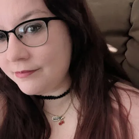 @cherryy0333