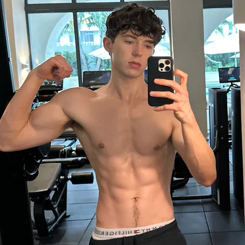 @chriswthestar