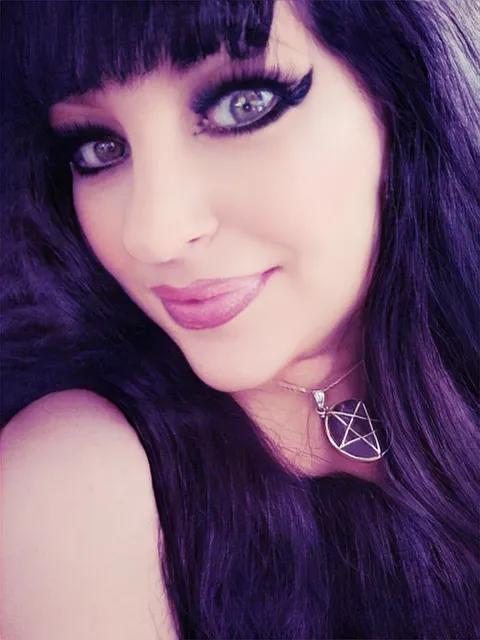 @chrystellebelle