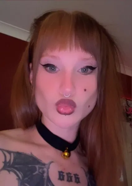 @clarebearxx98