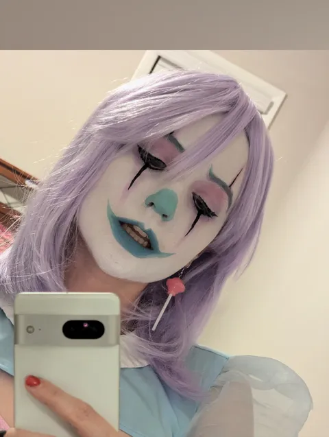 @clarissa_clown
