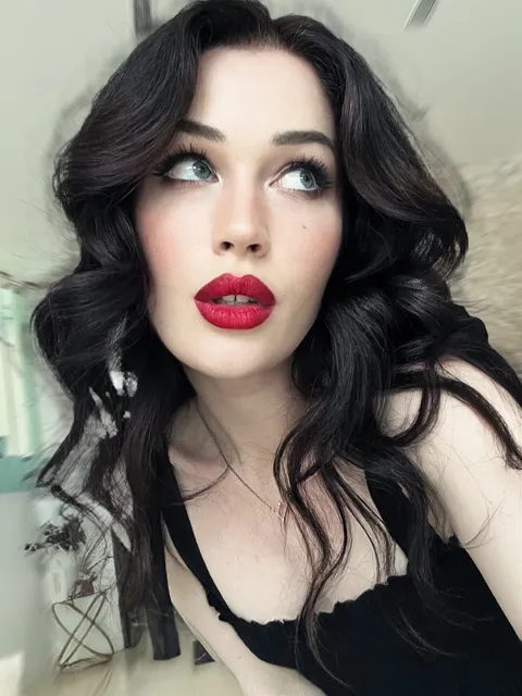 @clubevelynclaire