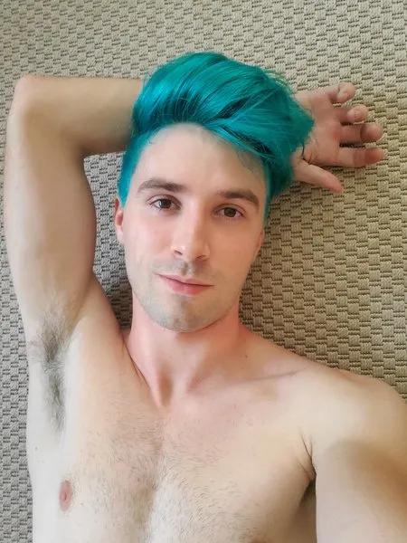 @connoraustan