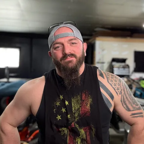 @countrymuscle69