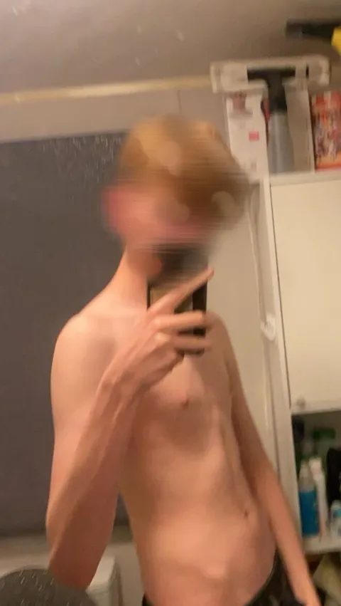 @crimsoncox