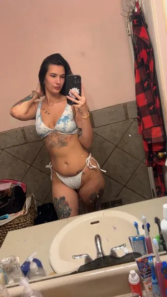 @cuddlefvck