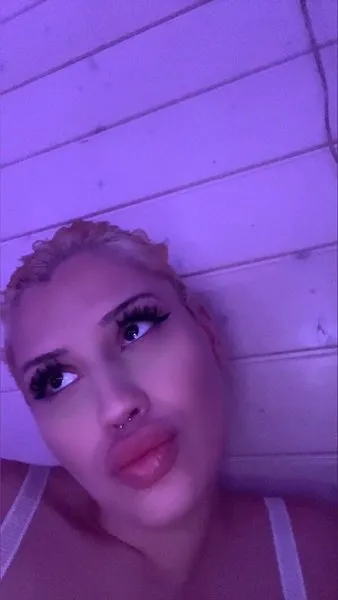 @damnxmina