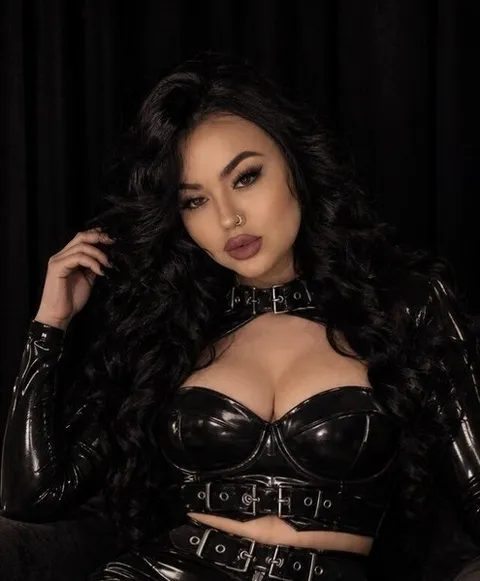 @daniela_007