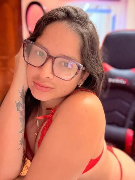 @danielaperezz