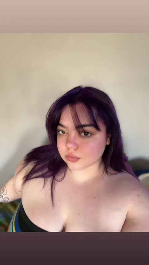 @darkklosethoefree