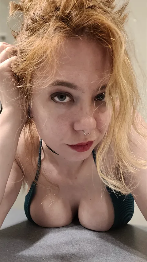 @darkpixykitten