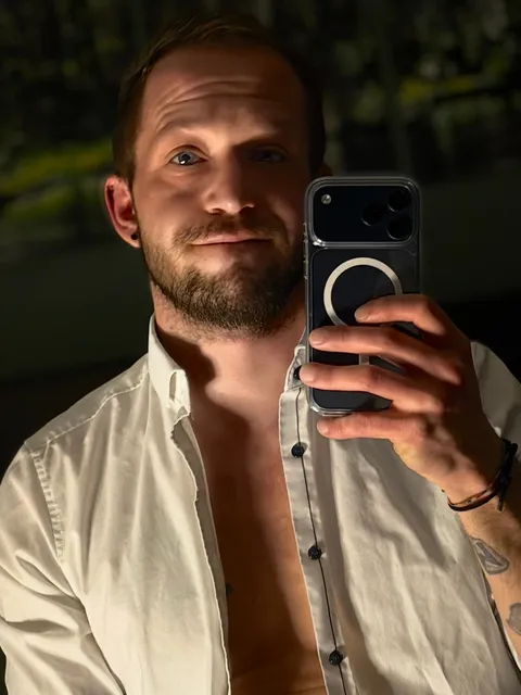 @daxonwild