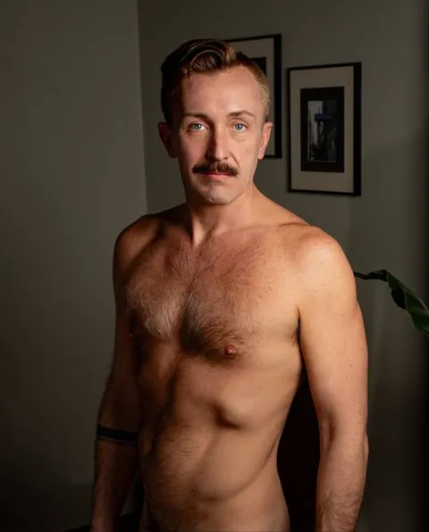 @denchicagohost