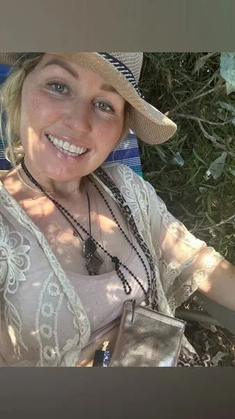 @desireenoel