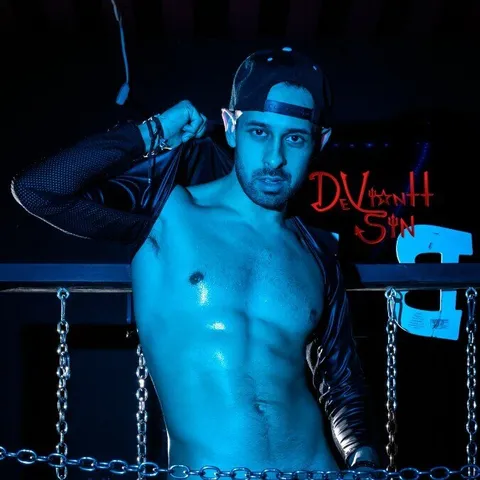 @devianttsin