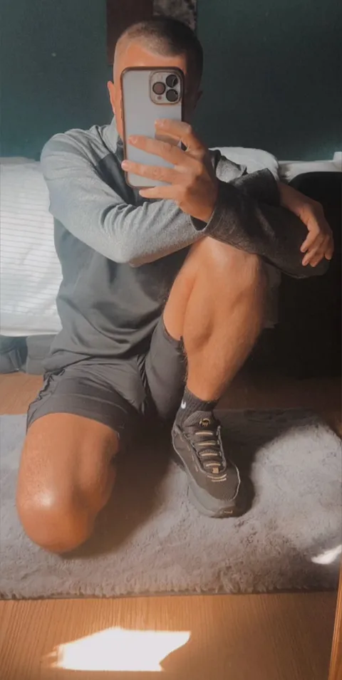 @discreetunderu