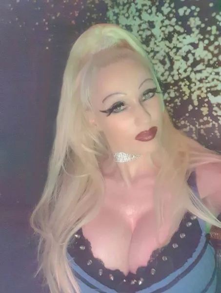 @divabizarre