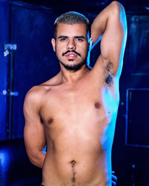 @dyegoferrazonly
