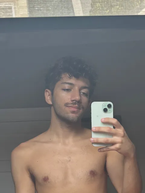 @eepyboyx