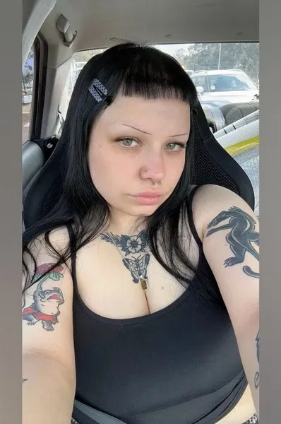 @eggcutie