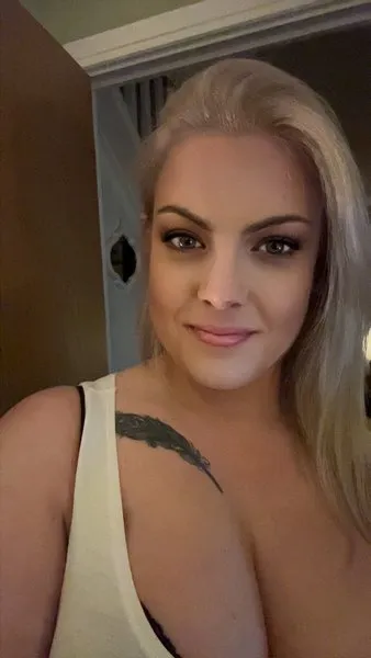 @elise_muse_of