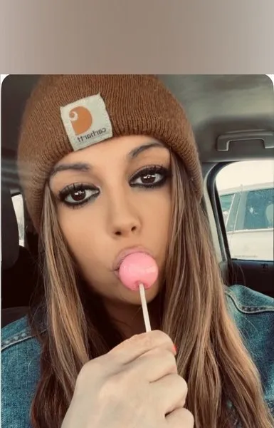 @elizabethbombshell