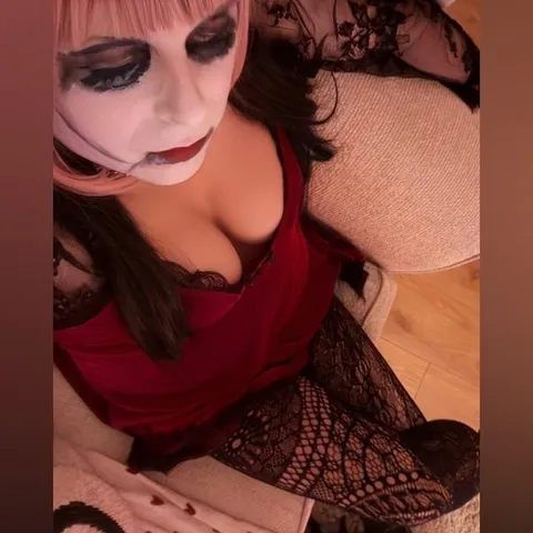 @ellaheels
