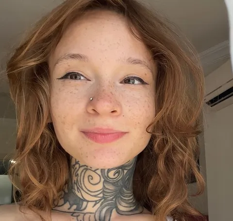 @ellenhazevip