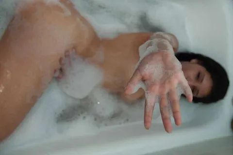 @ellenoire99