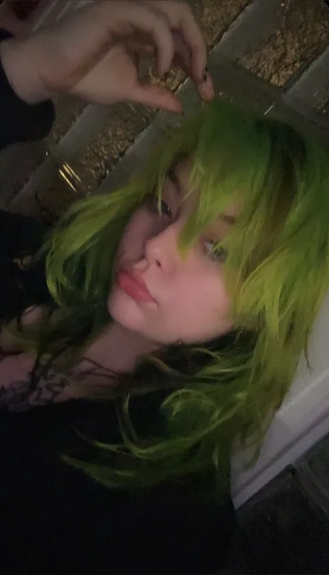 @em_ily7026