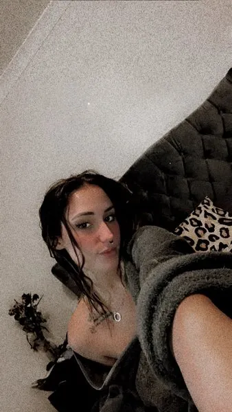 @emiliabrown00