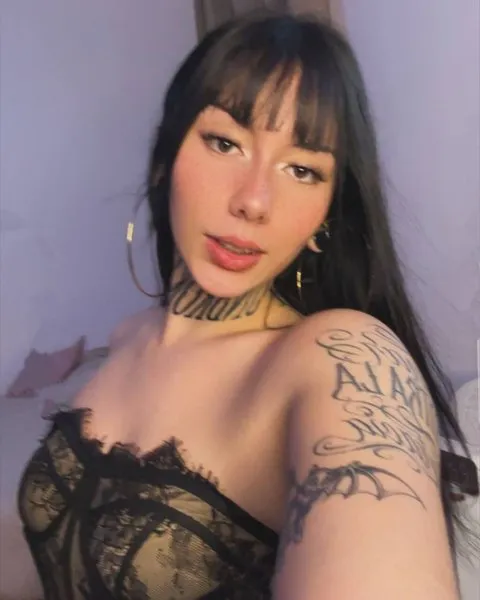 @emilynooirvip
