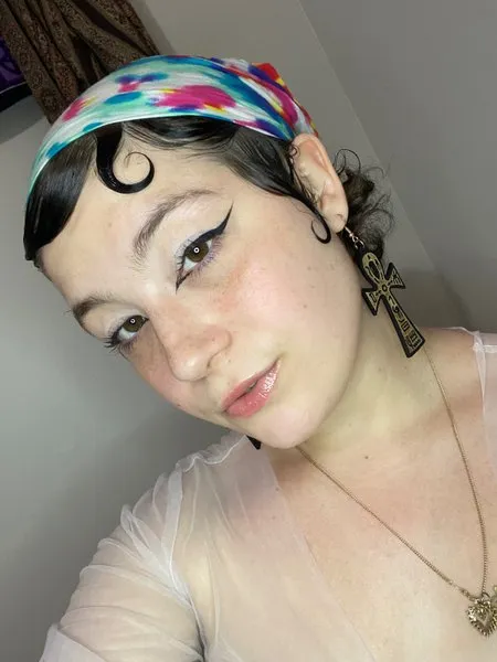 @faethefarie