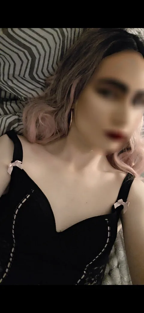 @femboylolaa