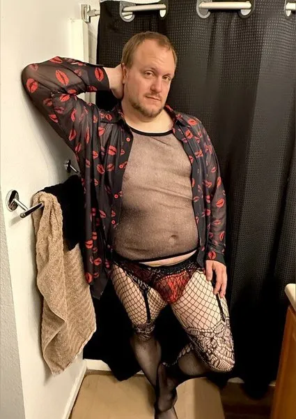 @flirtyfelix