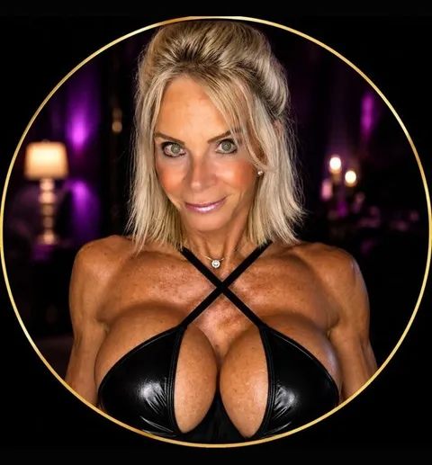@foxyfitgilf