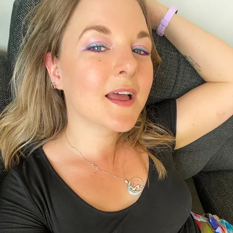 @freeswedishjennifer