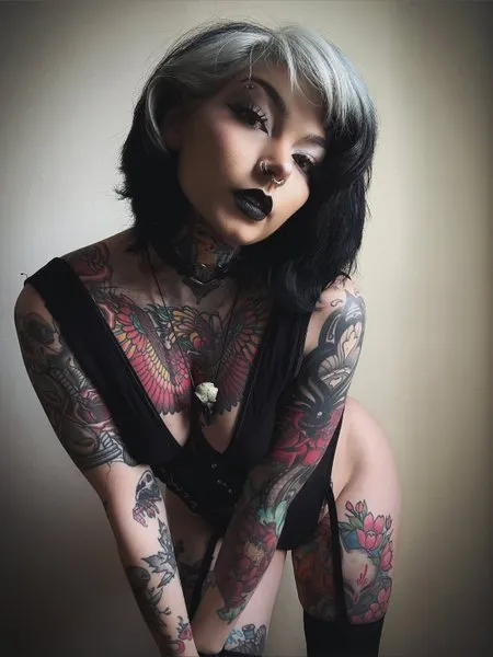 @friskifoxx