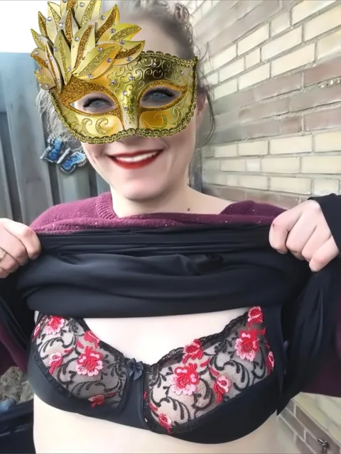 @funplaycouplefree