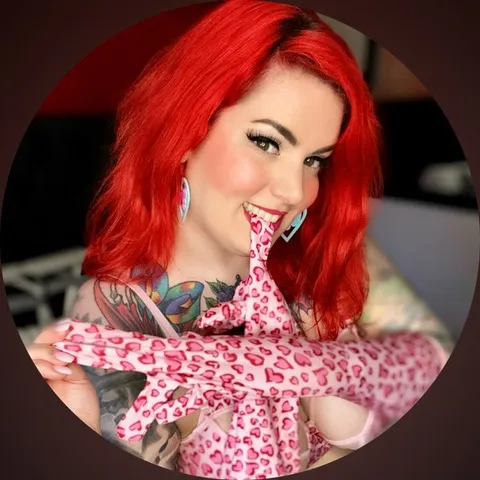 @gabbymonroe