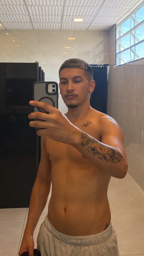 @giovanimello