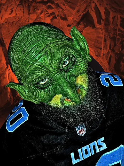 @goblinkingfantasycosplay