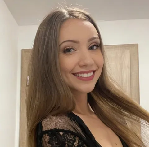 @goldhailey