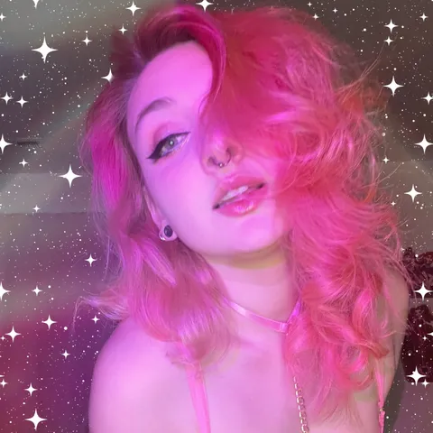 @gothpeachesx