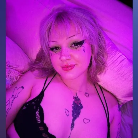 @gro0vybaby