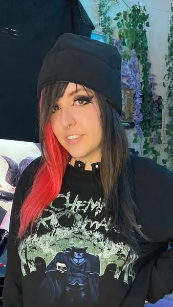 @gummyghostgirl