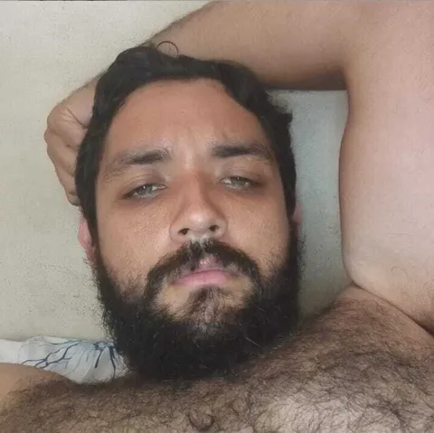 @hairybigdick1