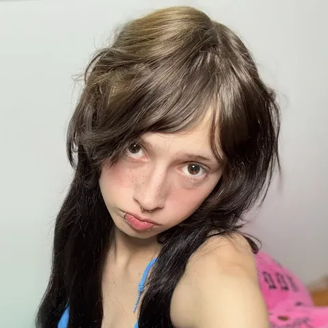 @haley3holes