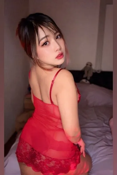 @happyhoursweety